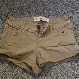 Hollister Khaki shorts
